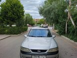 Opel Vectra-1