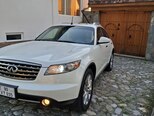 Infiniti FX35-3
