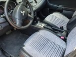Mitsubishi Lancer-5
