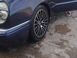 Mercedes E 320-4