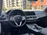 BMW X7-6