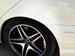 Mercedes E 320-9