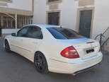 Mercedes E 320-17