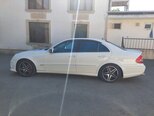 Mercedes E 320-21
