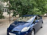 Toyota Prius-4