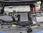 Toyota Prius-12