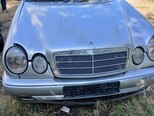 Mercedes E 280 4MATIC-2