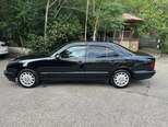 Mercedes E 220-11