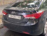 Hyundai Elantra-8