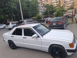 Mercedes 190-5