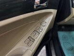 Hyundai Sonata-14