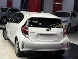 Toyota Aqua-14
