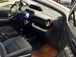 Toyota Aqua-11