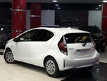Toyota Aqua-13