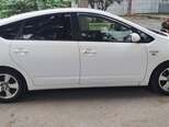 Toyota Prius-3