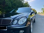 Mercedes E 270-3