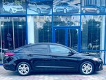 Hyundai Elantra-11