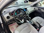 Chevrolet Cruze-12
