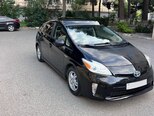 Toyota Prius-2