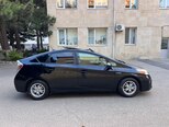 Toyota Prius-8