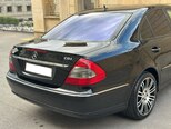 Mercedes E 220-7