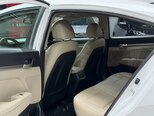 Hyundai Elantra-12