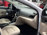 Hyundai Elantra-14