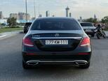 Mercedes E 220 d-5