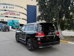 Toyota Land Cruiser-3