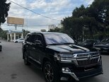Toyota Land Cruiser-6