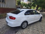 SEAT Toledo-5
