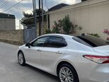 Toyota Camry-7