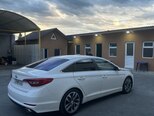 Hyundai Sonata-4