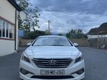 Hyundai Sonata-1