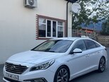 Hyundai Sonata-2