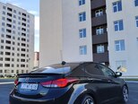 Hyundai Elantra-4