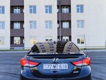 Hyundai Elantra-3