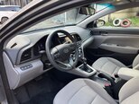 Hyundai Elantra-9