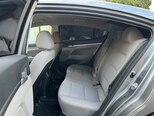 Hyundai Elantra-11