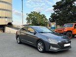 Hyundai Elantra-4