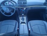 Mercedes E 220-11