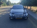 Mercedes E 220-1