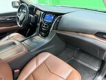 Cadillac Escalade-11