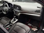 Hyundai Elantra-16