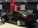 Hyundai Elantra-8