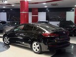 Hyundai Elantra-6