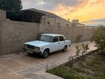 LADA (VAZ) 2107-2