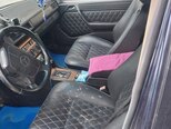 Mercedes 220 E-5