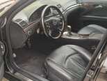 Mercedes E 220-11