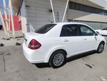 Nissan Tiida-5